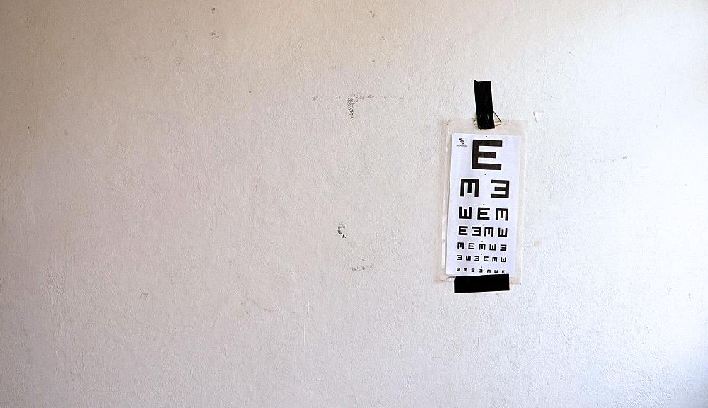 tumbling e eye chart